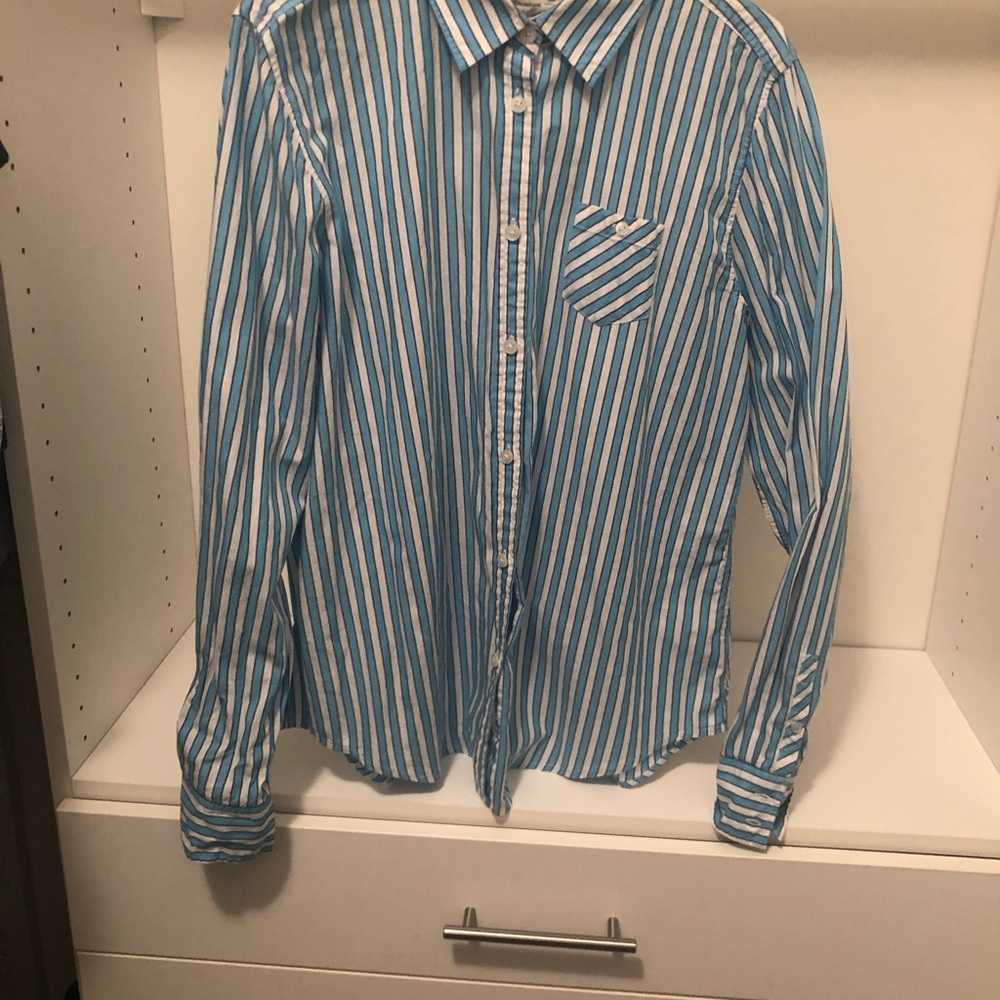 American Eagle Outfitters Button Down Shirt